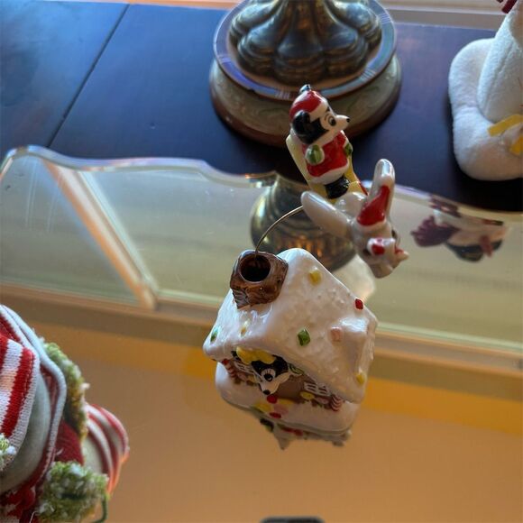 Disney Minnie Mouse Gingerbread House Music Box Vintage...